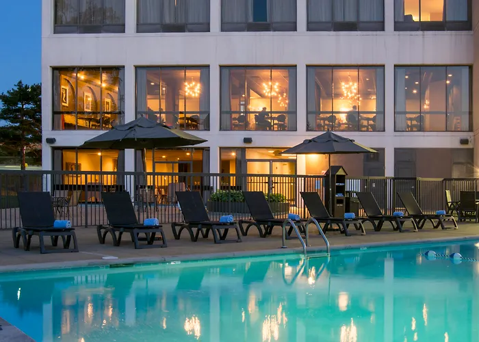 Romantic hotels Delta s By Marriott Nashville Airport