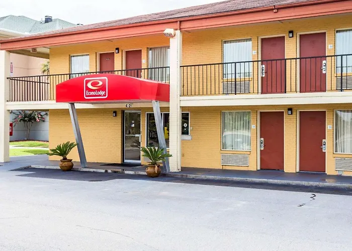 Motel: Econo Lodge Coliseum