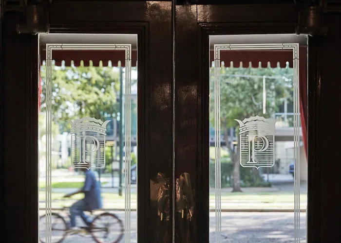 The Pontchartrain Hotel