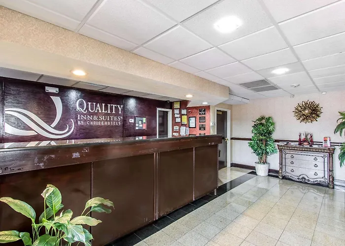 Quality Inn & Suites Memphis East