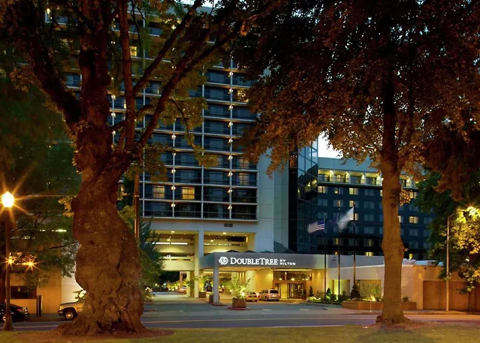 Doubletree By Hilton Portland