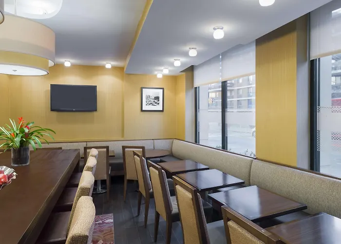 Self catering: Hampton Inn Manhattan-Seaport-Financial District