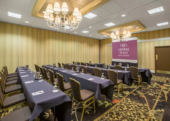 Boutique hotel only: Ramada By Wyndham Cleveland Independence