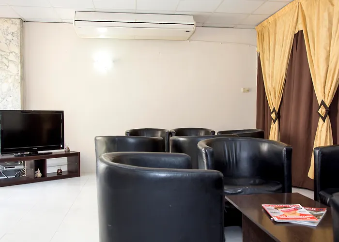 Relax Inn Hotel