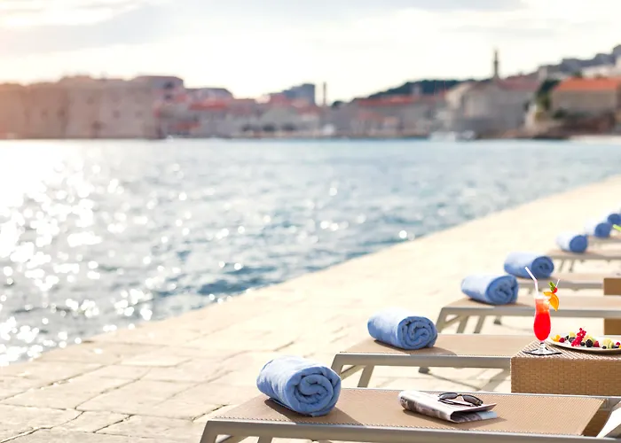 Hotel with view: Hotel Excelsior