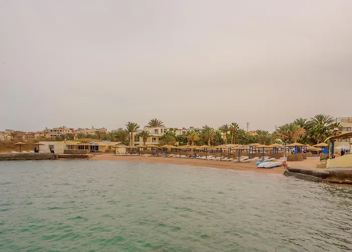 Central hotel: Empire Beach Aqua Park