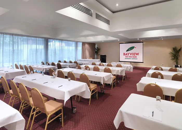 Pet Friendly hotel: Bayview On The Park