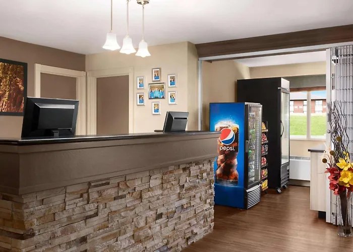 Resort: Travelodge Suites By Wyndham Moncton
