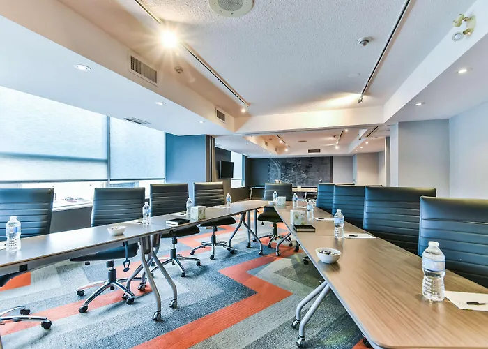 Radisson Suites Toronto Airport