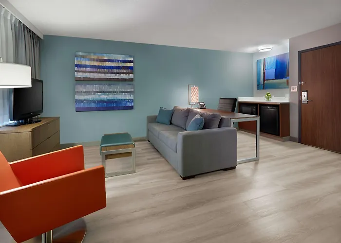 Radisson Suites Toronto Airport