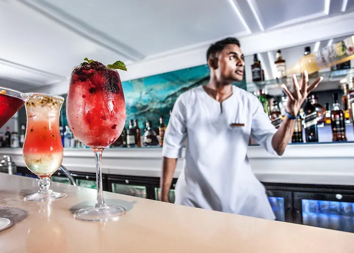 Luxury hotel only: Beverly Hills