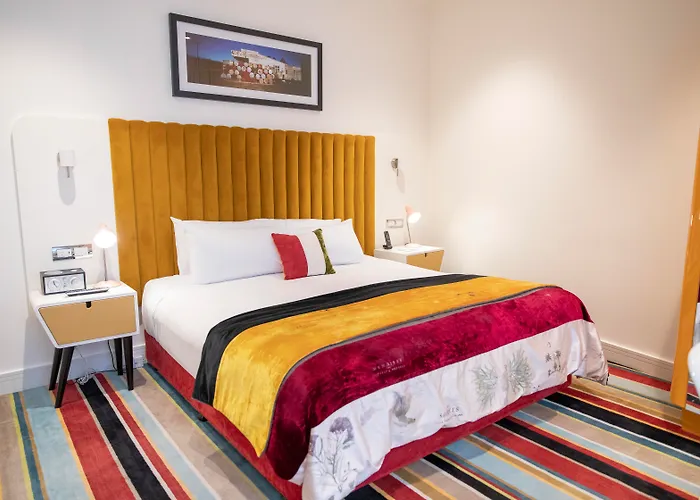 Motel: Hotel Debrett
