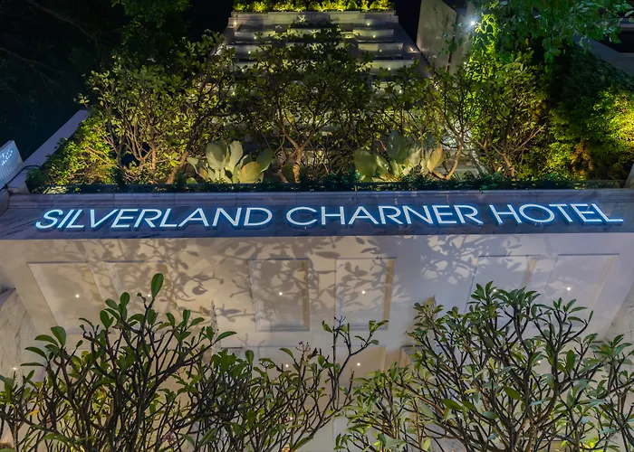 Au Lac Charner Hotel