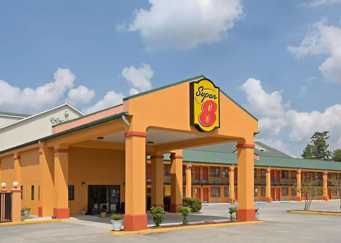 Cheap hotel: Super 8 By Wyndham Covington