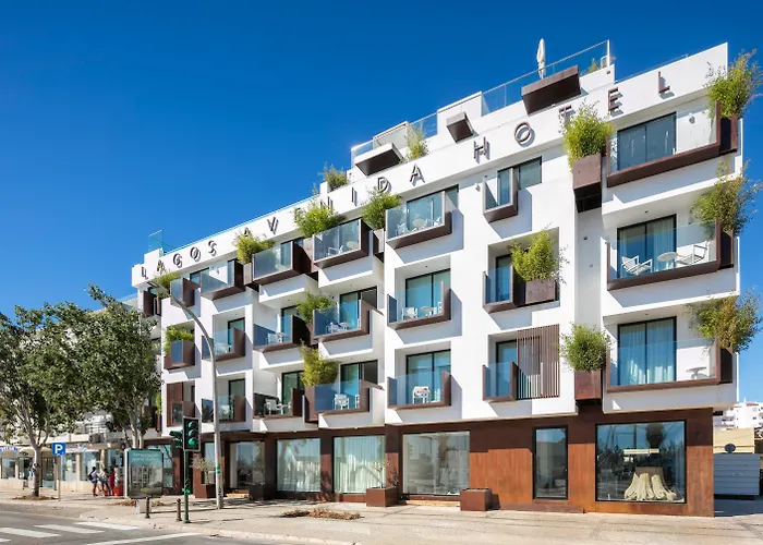Hotels with tennis Lagos Avenida (Adults Only)