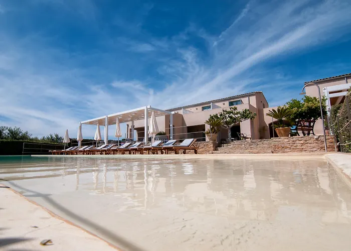 Hotel Con Piscina Relais Casina Miregia