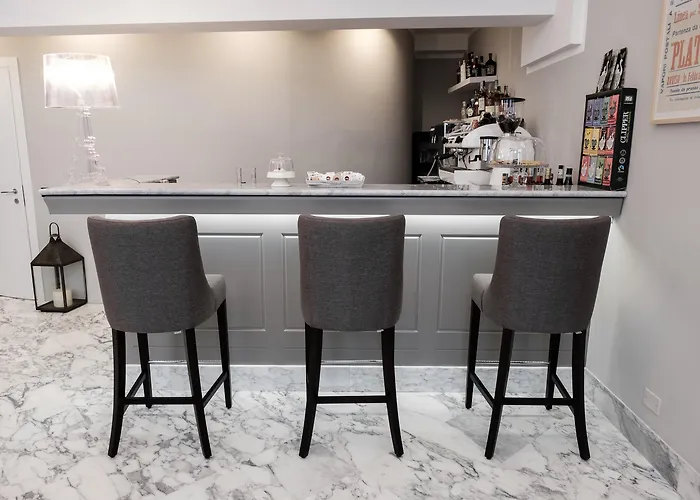 Hotel all'aeroporto: Hotel De Ville