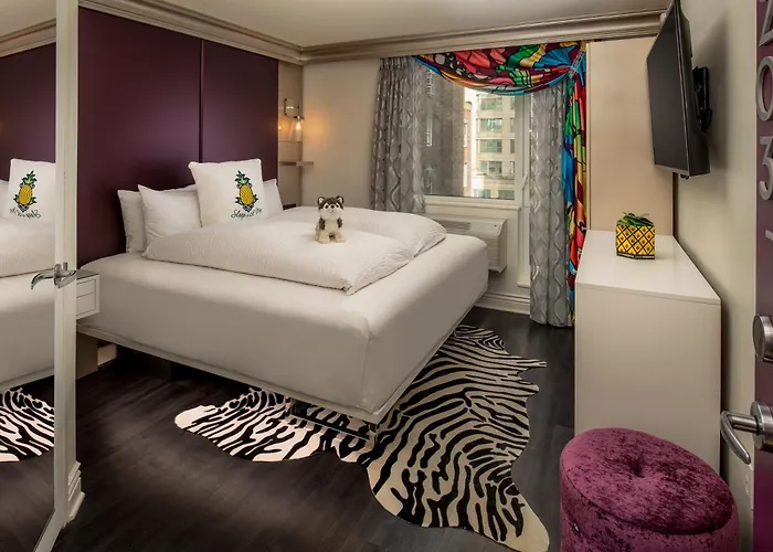 Staypineapple, An Artful Hotel, Midtown New York