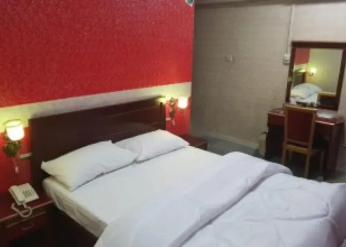 Beach hotel: Shalimar Park Hotel