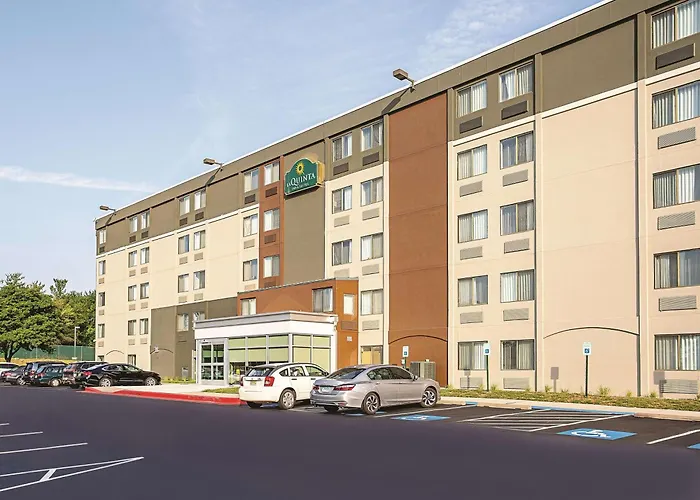 La Quinta By Wyndham Baltimore N / White Marsh