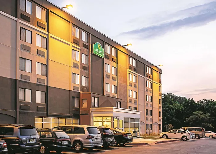 La Quinta By Wyndham Baltimore N / White Marsh
