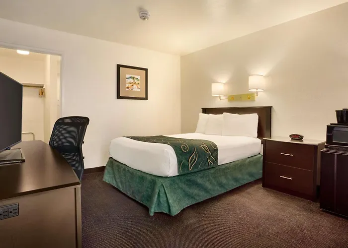 Hotel: Travelodge By Wyndham Winslow