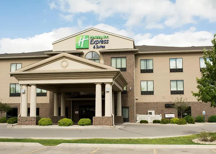 Airport Hotel: Holiday Inn Express & Suites - Mason City By Ihg