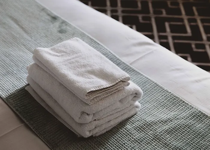 Villa: High Cross Randwick By Sydney Lodges