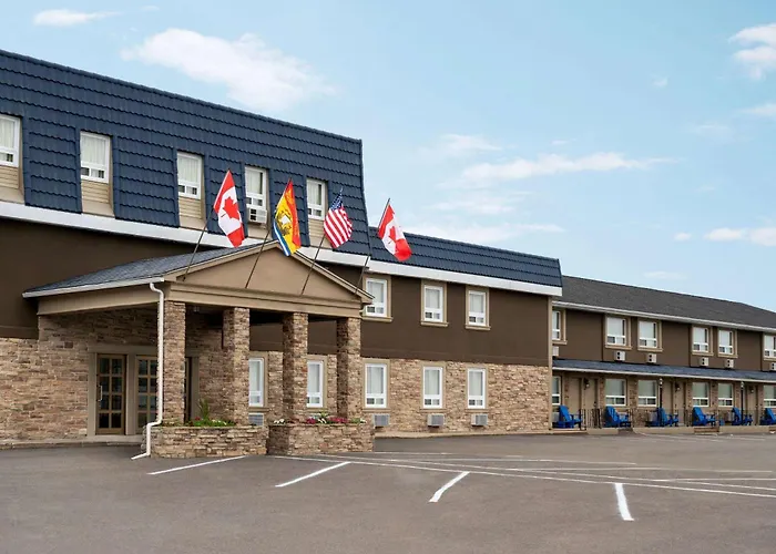 Jacuzzi hotel: Days Inn By Wyndham Fredericton