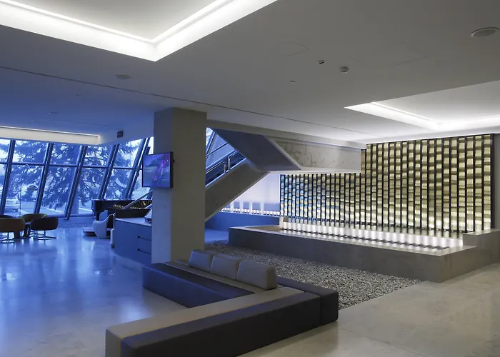 Hotel con piscina: Crowne Plaza Belgrade By Ihg