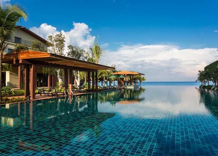 Resort: Dusit Princess Moonrise Beach Resort