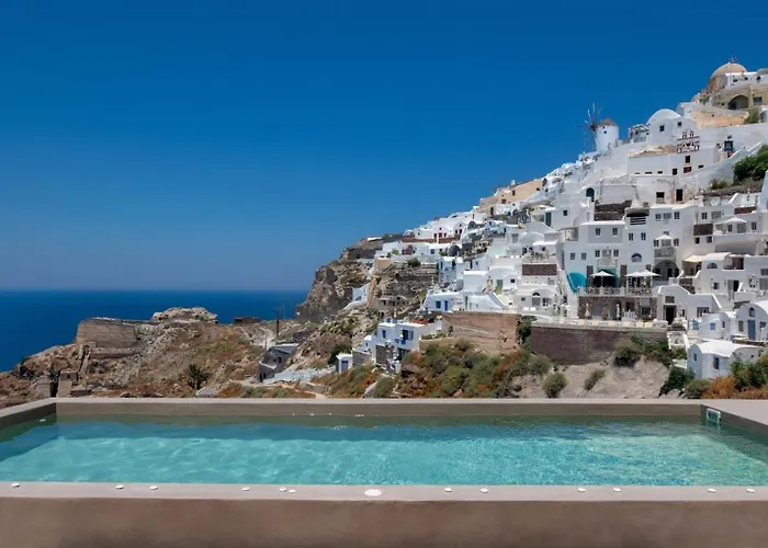 Old Castle Oia