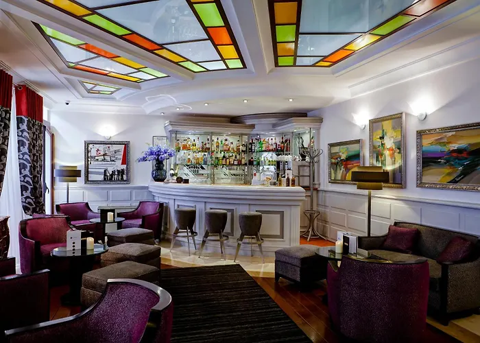 Hôtel avec piscine: Grand Hotel des Terreaux