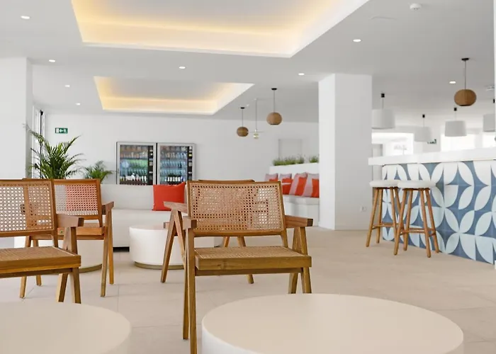 Beach s By Trh (Adults Only)