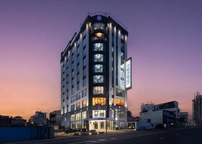 Jacuzzi hotel: MaRadha Colombo