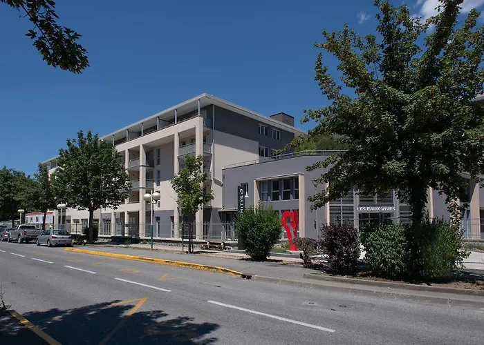 Hôtel accueillant les animaux: Résidence services seniors DOMITYS LES EAUX VIVES