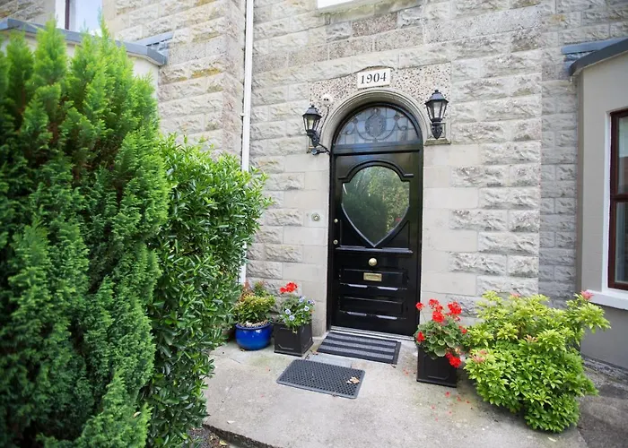 Riverdale House B&B