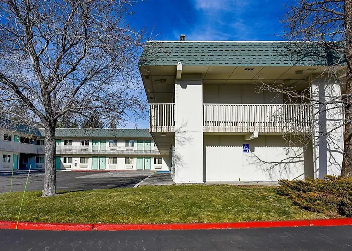 Hotels with pool Motel 6-South Lake Tahoe, Ca