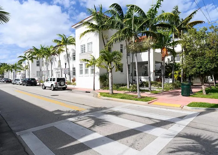 Dog friendly hotels Jasper Miami