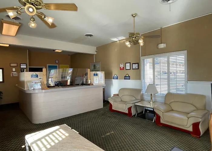 Motels Days Inn By Wyndham Deming