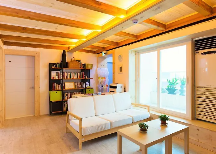 Lian Guesthouse