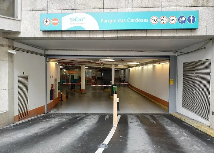 Hotel cerca del colegio: Mouzinho Da Silveira Unique Apartments, By Oporto Collection