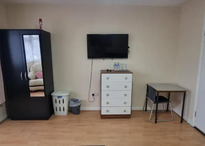 Guest house: Star Homes