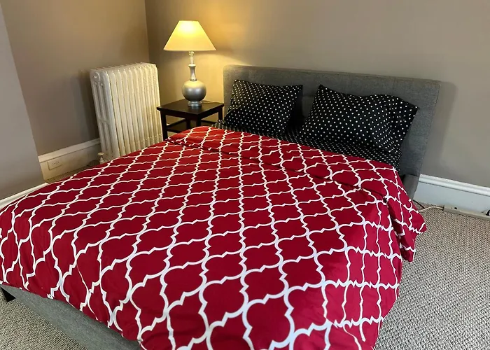 Guest house: The Uptown Oasis