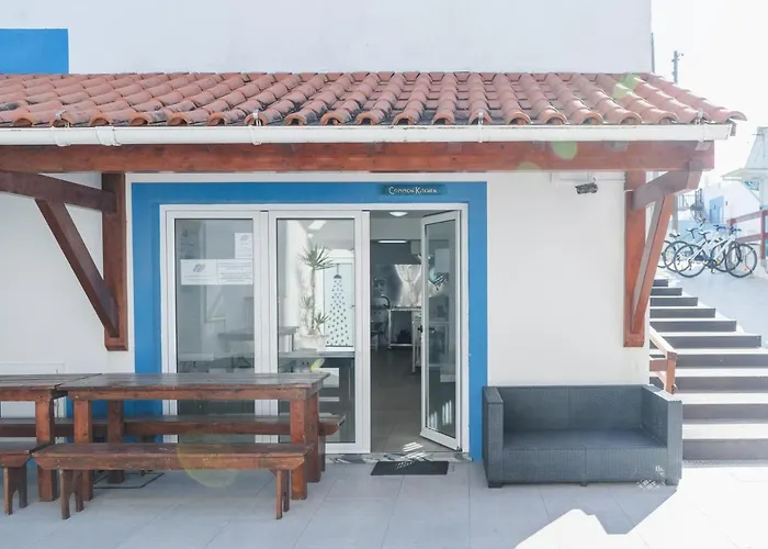  Peniche Surfcamp