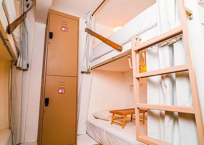 Hotel: Nomads Party Hotel