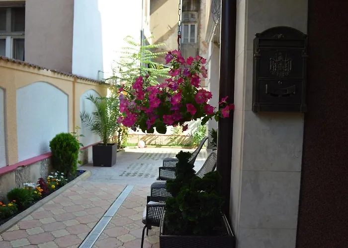 Bon Bon Hotel
