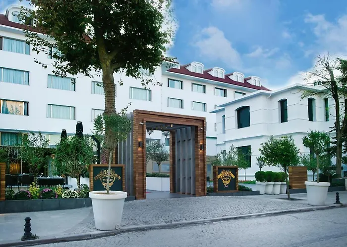 Vogue Supreme Istanbul