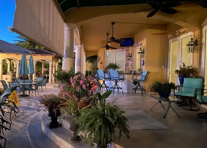 B&B only: Villa Riviera Las Olas