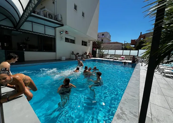 Hotel Ping Pong: Apparthotel Ardea